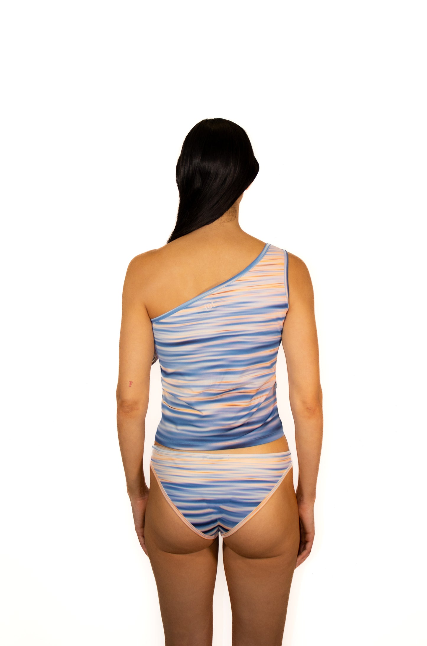 Ocean Asymmetric Top